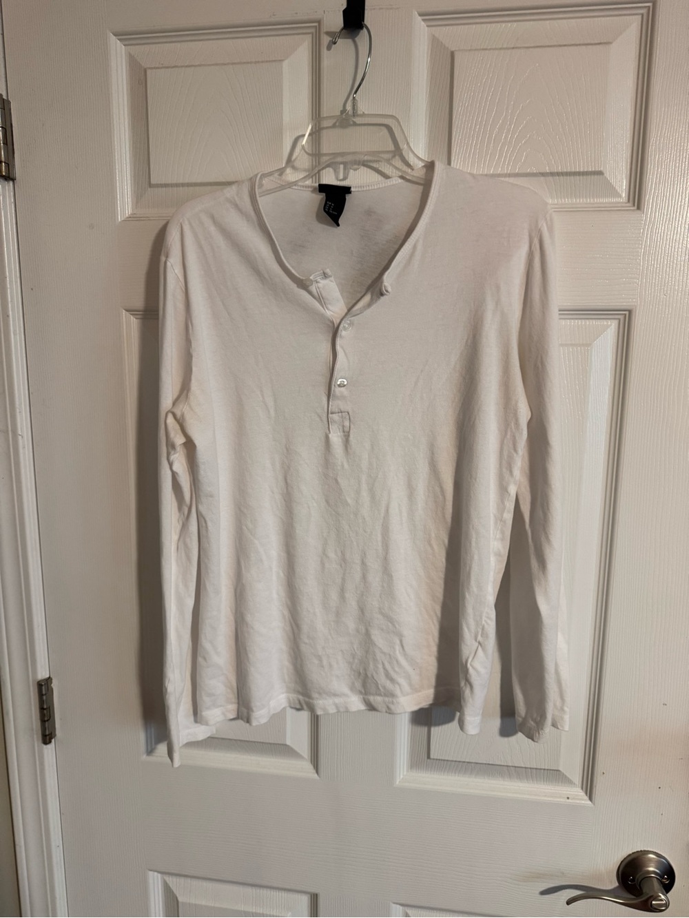 H&M Men's White Long-Sleeve Henley Shirt